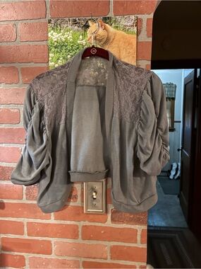 Extra Touch Gray Cropped Cardigan with Lace Yoke